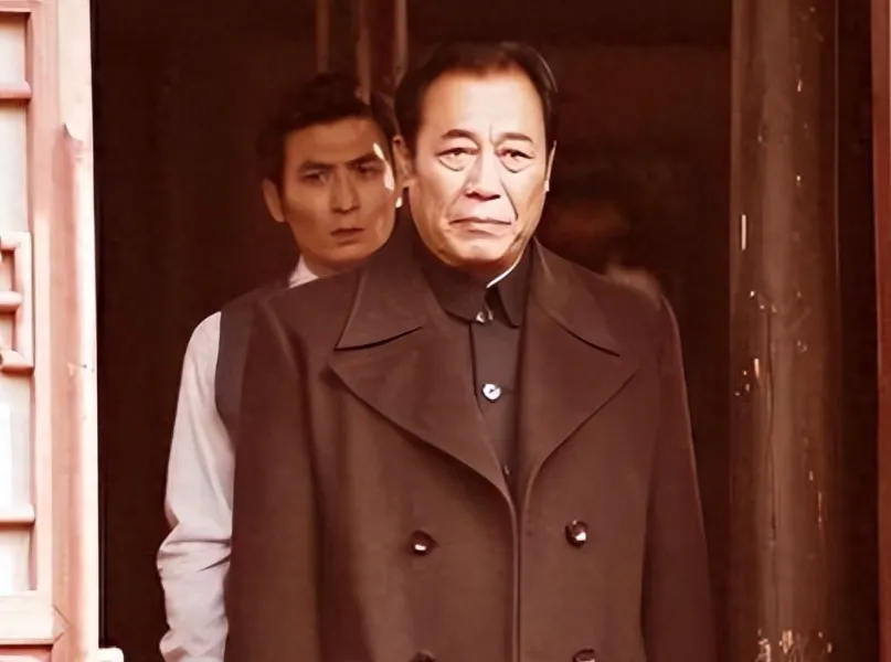 鼎配配资 冯恩鹤：他是最干净的男演员，结婚46年零绯闻，为妻子息影12年，61岁走红